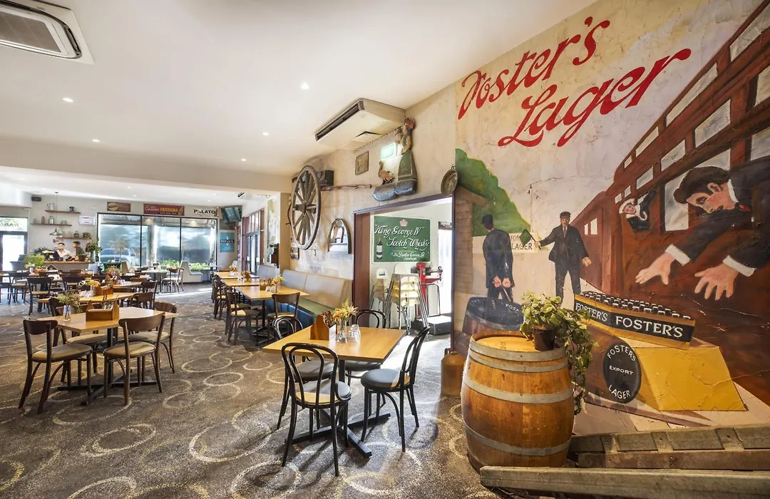 Nightcap At Wanneroo Tavern-1